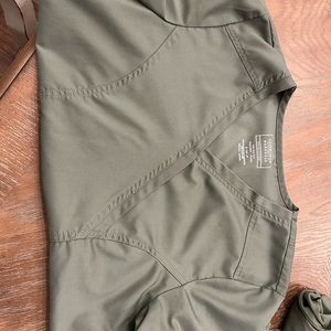 Cherokee scrub top small